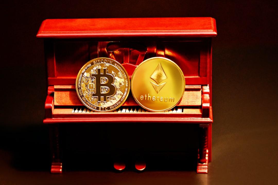 Bitcoin maintains strong position above 69000 as CryptoHeap demonstrates resilience during market downturn