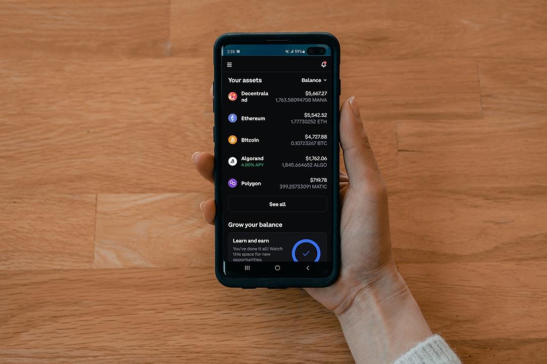 MOG Coin Rises as Elon Musk and Garry Tan Support the “Mog/Acc” Initiative
