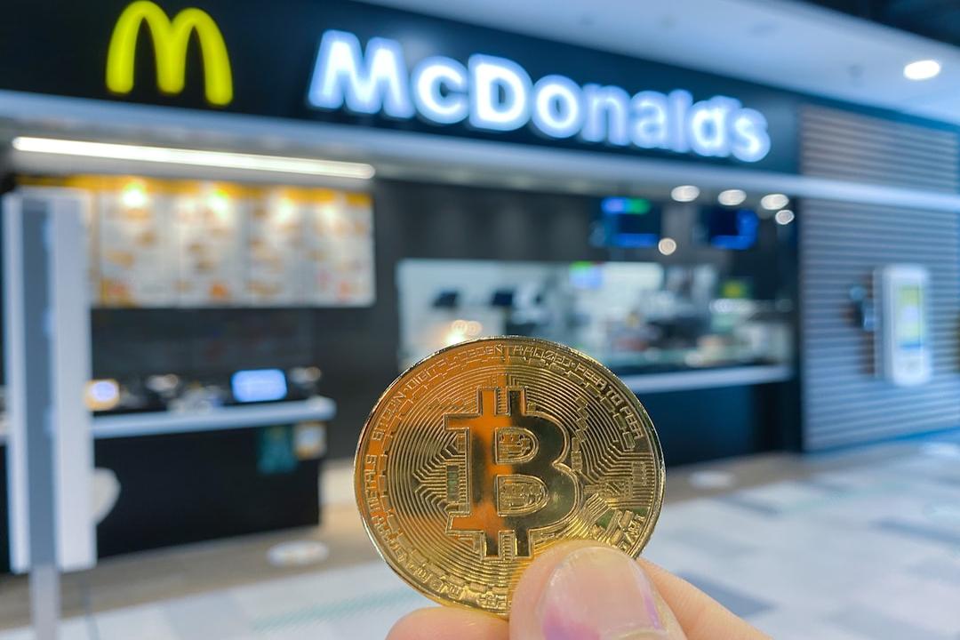 Cardano (ADA) Aims for $1.03 Breakout as ETF Approval Probability Reaches 75%